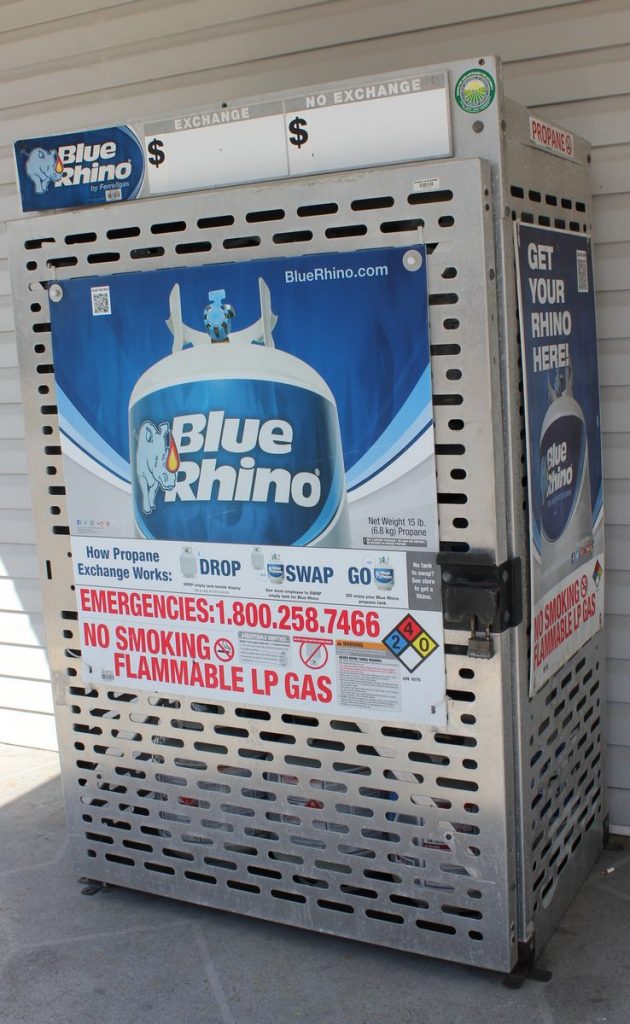 Blue Rhino propane tank station